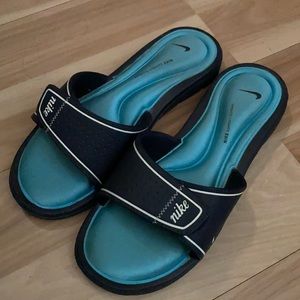 Nike Comfort Footbed sandals